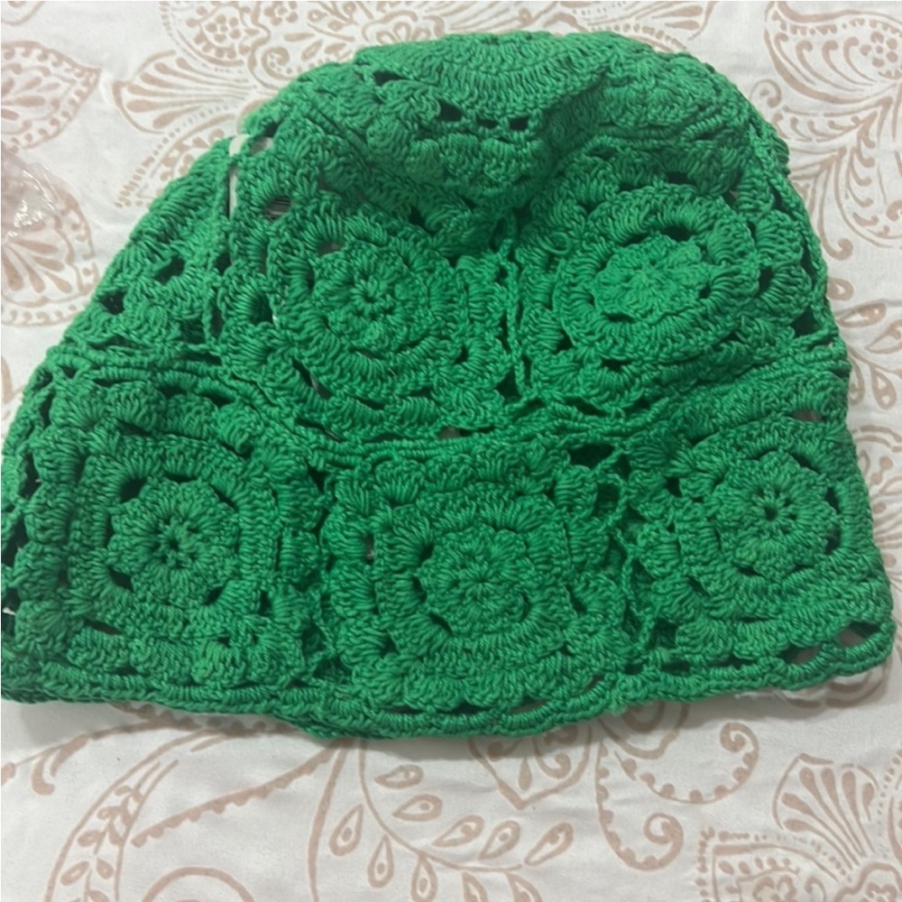 Free People / RAHI Woman’s Green Crochet Bucket Hat - Picture 3 of 12